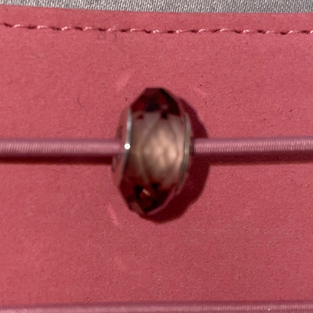 Pandora Mauve colored faceted Glass Bead - Picture 3 of 6